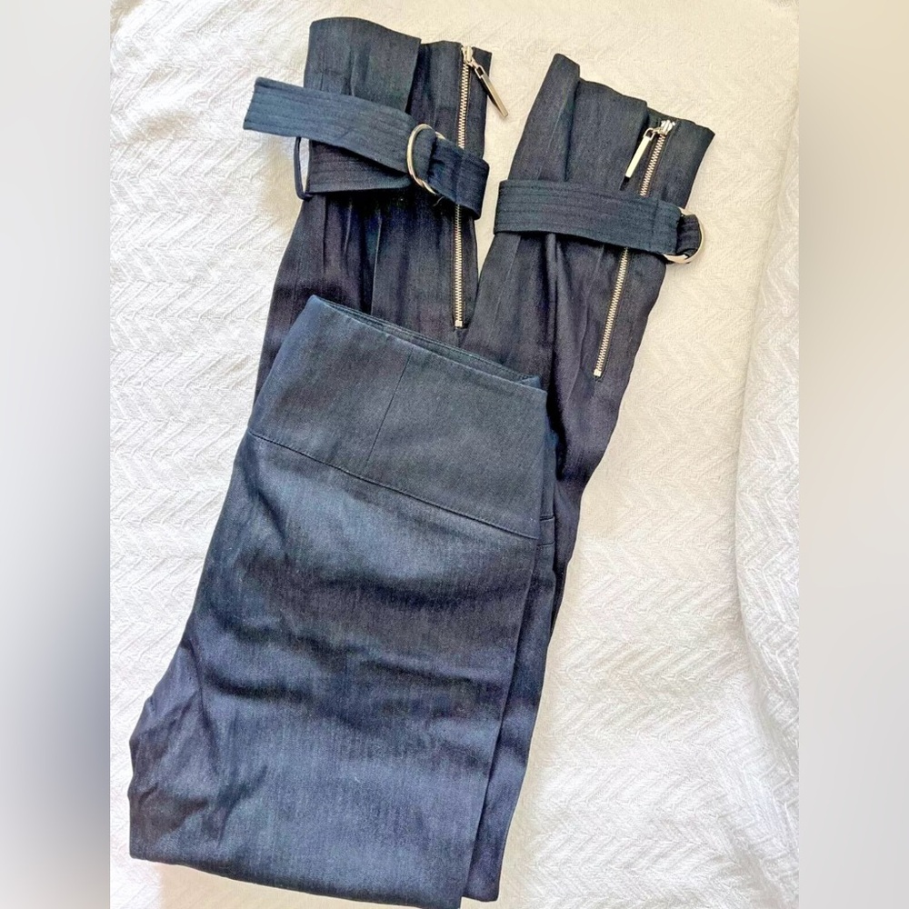 ANDY THÊ-ANH

New with tag | Denim Summer Jeans with Ankle Straps | 10
